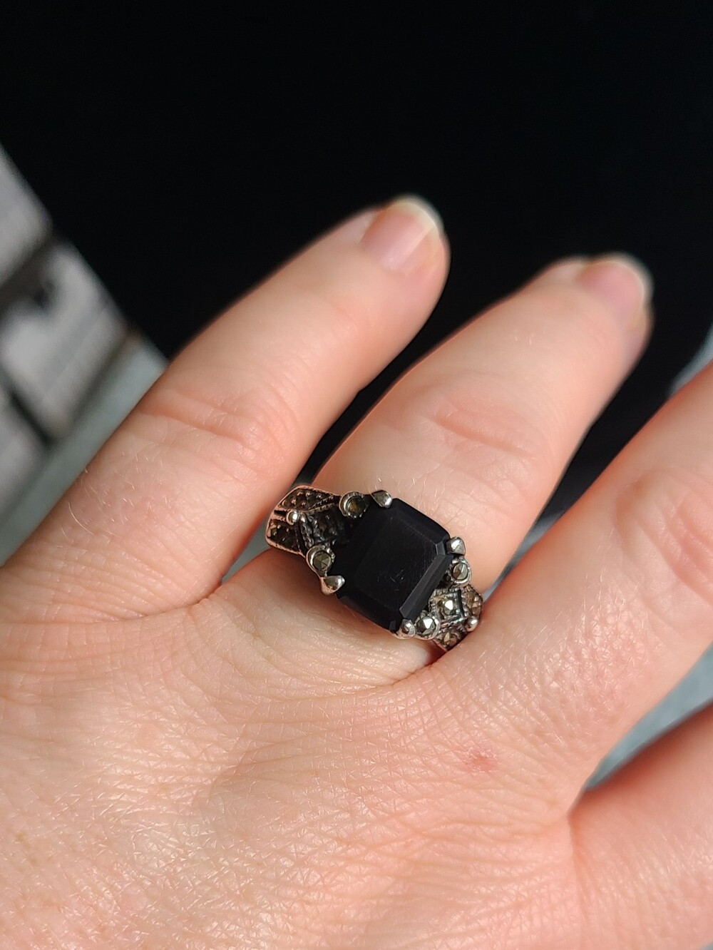 Vintage Black Onyx And Marcasite Sterling Cocktail Ring - Picture 3 of 10